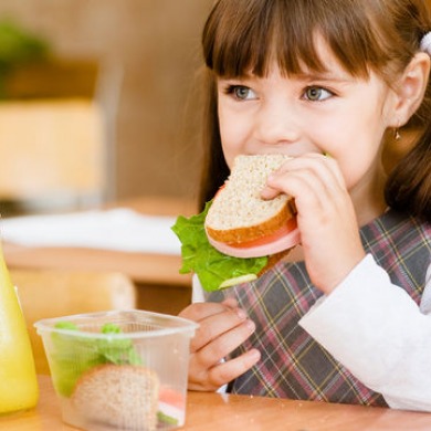 Çocukluk Çağında Beslenme Programları